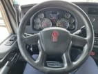 Interior steering wheel for this 2022 Kenworth T680 (Stock number: UNJ477967)