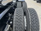Passenger side rear frame and tire tread for this 2022 Kenworth T680 (Stock number: UNJ477967)
