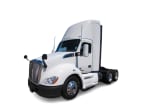 Featured image with white background for this 2022 Kenworth T680 (Stock number: UNJ492009)