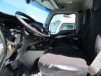 Interior seats for this 2022 Kenworth T680 (Stock number: UNJ492009)
