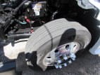 Passenger side front tire tread for this 2022 Kenworth T680 (Stock number: UNJ492009)
