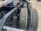 Passenger side rear frame and tire tread for this 2022 Kenworth T680 (Stock number: UNJ492676)