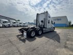 Exterior rear passenger side for this 2022 Kenworth T680 (Stock number: UNJ492678)