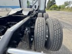 Passenger side rear frame and tire tread for this 2022 Kenworth T680 (Stock number: UNJ492678)