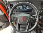Interior steering wheel for this 2023 Kenworth W990 (Stock number: UPJ246592)