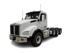 Featured image with white background for this 2027 Kenworth T880 (Stock number: VJ241916)