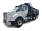 Featured image with white background for this 2027 Kenworth T880 (Stock number: VJ249800)