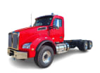 Featured image with white background for this 2025 Kenworth T880 (Stock number: SJ173930)