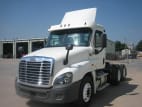 Exterior front drivers side for this 2016 Freightliner Cascadia (Stock number: UGSHM9287)