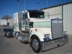 2022 Kenworth W900L UNR485932