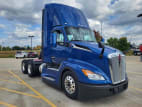 Exterior front passenger side for this 2024 Kenworth T680 (Stock number: RJ350691)