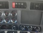 Interior radio and navigation system for this 2024 Kenworth T680 (Stock number: RJ354233)