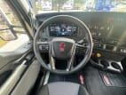 Interior steering wheel for this 2024 Kenworth T680 (Stock number: RJ370587)