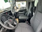 Interior seats for this 2024 Kenworth T880 (Stock number: RJ387013)