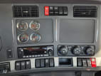 Interior radio and navigation system for this 2025 Kenworth T880 (Stock number: SJ129721)