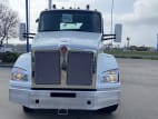 Exterior full front view for this 2025 Kenworth T880 (Stock number: SJ129728)