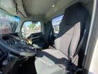 Interior seats for this 2025 Kenworth T880 (Stock number: SJ131572)