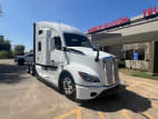 Exterior front passenger side for this 2025 Kenworth T680 (Stock number: SJ131593)