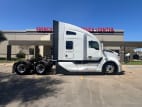 Exterior full passenger side for this 2025 Kenworth T680 (Stock number: SJ131593)