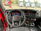 Interior dash for this 2025 Kenworth T680 (Stock number: SJ131597)