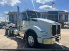Exterior front passenger side for this 2025 Kenworth T880 (Stock number: SJ131728)