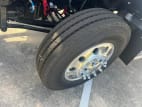 Passenger side front tire tread for this 2025 Kenworth T880 Short Hood (Stock number: SJ131745)