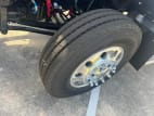 Passenger side front tire tread for this 2025 Kenworth T880 Short Hood (Stock number: SJ131746)