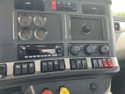 Interior radio and navigation system for this 2025 Kenworth T880 (Stock number: SJ154928)