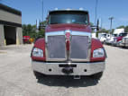 Exterior full front view for this 2025 Kenworth T880 Short Hood (Stock number: SJ173927)