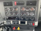 Interior radio and navigation system for this 2025 Kenworth T680 (Stock number: SJ372499)