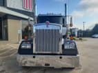 Exterior full front view for this 2025 Kenworth W900L (Stock number: SR177261)