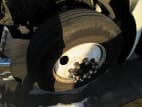 Driver side front tire tread for this 2013 Kenworth T370 (Stock number: UDM337299)