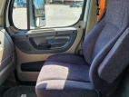 Interior seats for this 2014 Freightliner Cascadia (Stock number: UESFL5194)