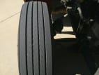 Passenger side front tire tread for this 2015 Kenworth T680 (Stock number: UFJ431105)