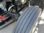 Driver side front tire tread for this 2017 Kenworth T680 (Stock number: UHJ178121)