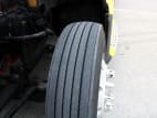 Driver side front tire tread for this 2019 Kenworth T680 (Stock number: UKJ297489)