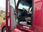 Drivers side door open for this 2019 Kenworth T680 (Stock number: UKJ297566)