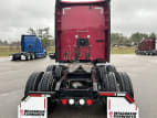 Exterior full rear view for this 2019 Kenworth T680 (Stock number: UKJ297566)