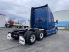 Exterior rear passenger side for this 2019 Kenworth T680 (Stock number: UKJ297627)