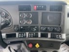 Interior radio and navigation system for this 2019 Kenworth T680 (Stock number: UKJ297627)