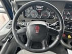 Interior steering wheel for this 2019 Kenworth T680 (Stock number: UKJ297655)