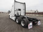 Exterior rear driver side for this 2020 Kenworth T680 (Stock number: ULJ354266)