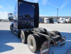 Exterior rear driver side for this 2020 Kenworth T680 (Stock number: ULJ354285)