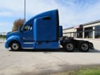 Exterior full driver side for this 2020 Kenworth T680 (Stock number: ULJ354301)