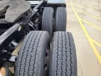 Passenger side rear frame and tire tread for this 2020 Kenworth T680 (Stock number: ULJ354324)