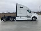 Exterior full passenger side for this 2020 Kenworth T680 (Stock number: ULJ354327)