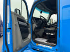 Drivers side door open for this 2020 Kenworth T680 (Stock number: ULJ354334)