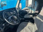 Interior dash for this 2020 Kenworth T680 (Stock number: ULJ354357)