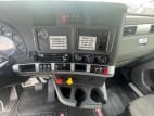 Interior radio and navigation system for this 2020 Kenworth T680 (Stock number: ULJ354407)