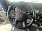 Interior steering wheel for this 2020 Kenworth T680 (Stock number: ULJ354407)